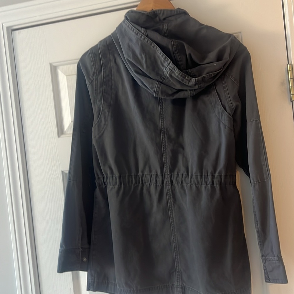 Universal Thread Jacket - Picture 3 of 3